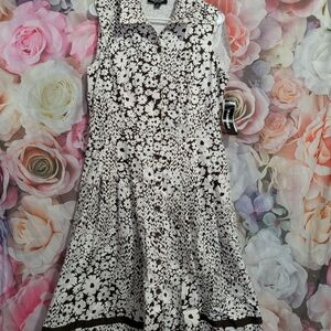 Perceptions Monochrome Floral Sleeveless Dress